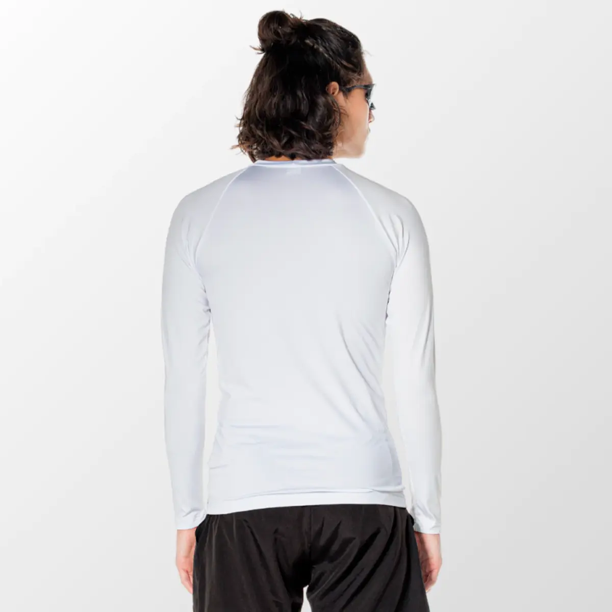 Camiseta Manga Longa Segunda Pele Branca Proteção Solar UV 50 Unissex  Snugg