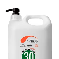 Protetor Solar com Repelente Nutriex Fator 30 Oil Free Galão de 4 Litros