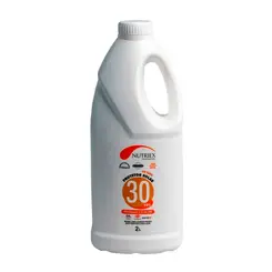 Protetor Solar Nutriex Fator 30 Oil Free Galão de 2 Litros com Dosador